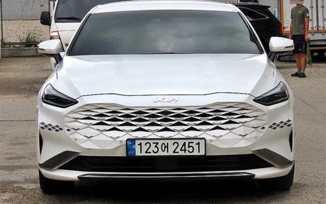 더뉴K8 중고차 K8 하이브리드 노블레스 매물 사진 1 - 2022/07 147,875km